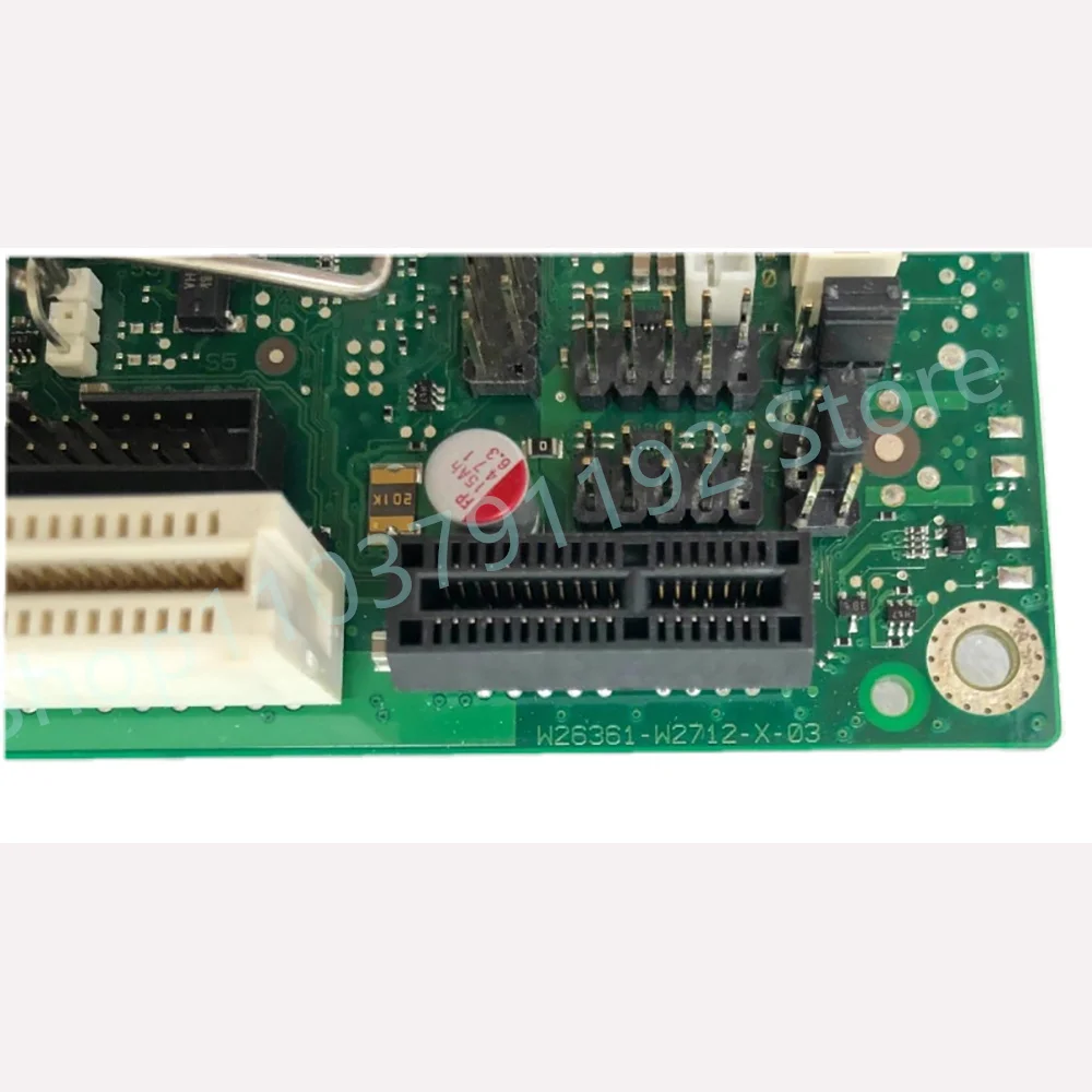 

Motherboard W26361-W2712-X-03