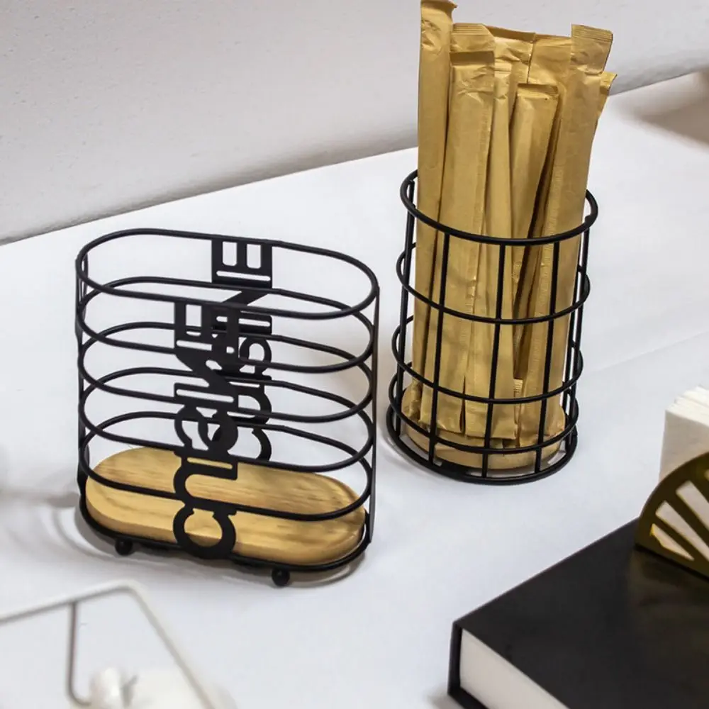 

Durable Chopsticks Storage Rack Space Saving Household Chopsticks Drainer Basket Portable Sturdy Makeup Brush Storage Bucket
