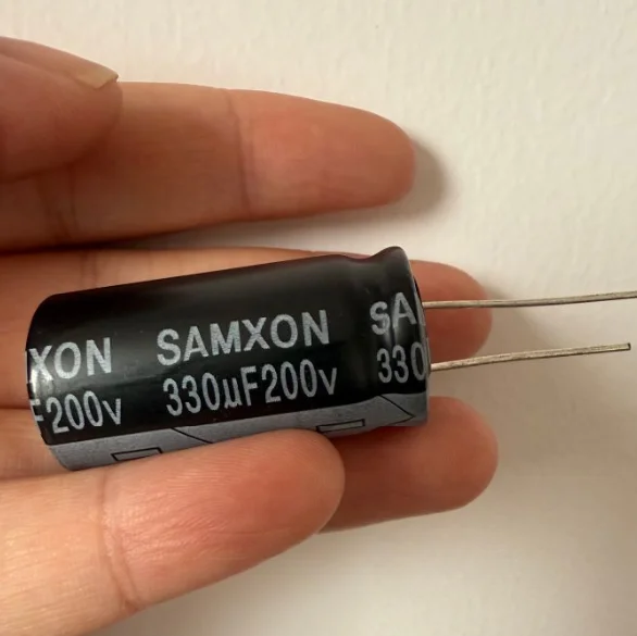 10pcs Photo Flash Capacitor 330v 200uf 18*35mm