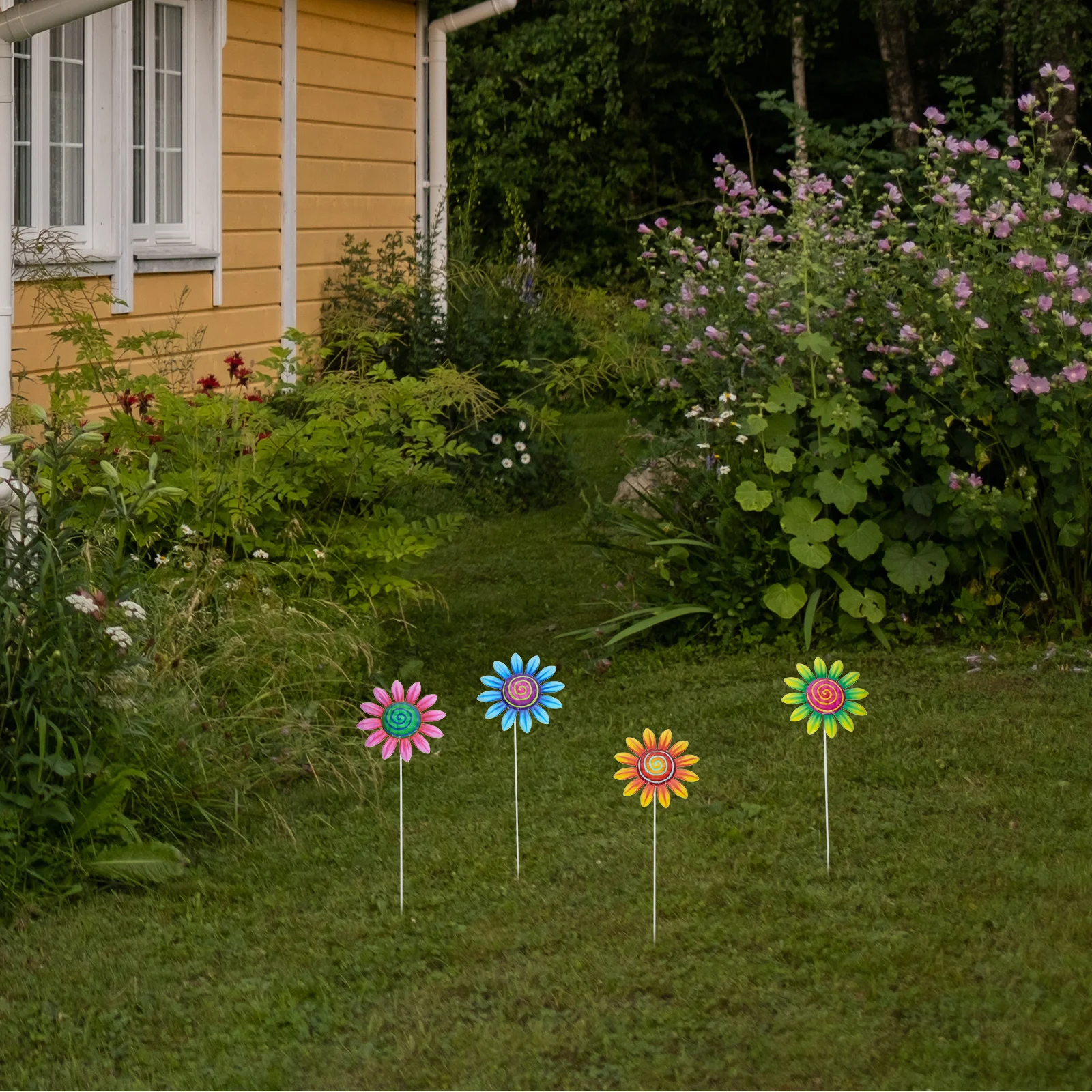 

4Pcs Sunflower Insert Outdoor Yard Stake Iron Garden Decorative Stakes Patio Flower Lawn Ornament Metal Art Decoration