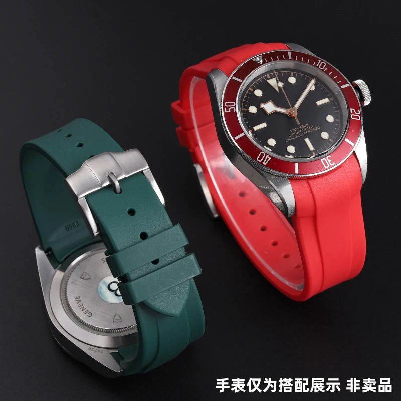 Correa de reloj de goma con extremo curvado de 22 mm para Tudor Black Bay 58 Bronze – Correa de silicona suave, patrón floral rojo, resistente al agua y duradera