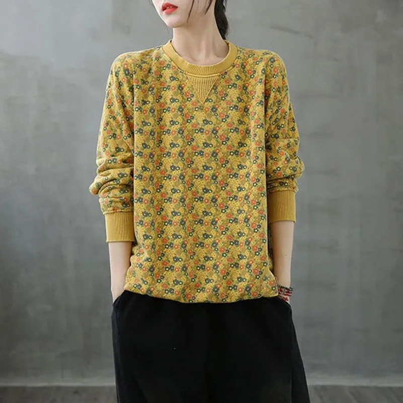 New Autumn and Winter Fashion Fragmented Flower Round Neck Plush Thickened Loose and Versatile Women's Long Sleeve Sweater