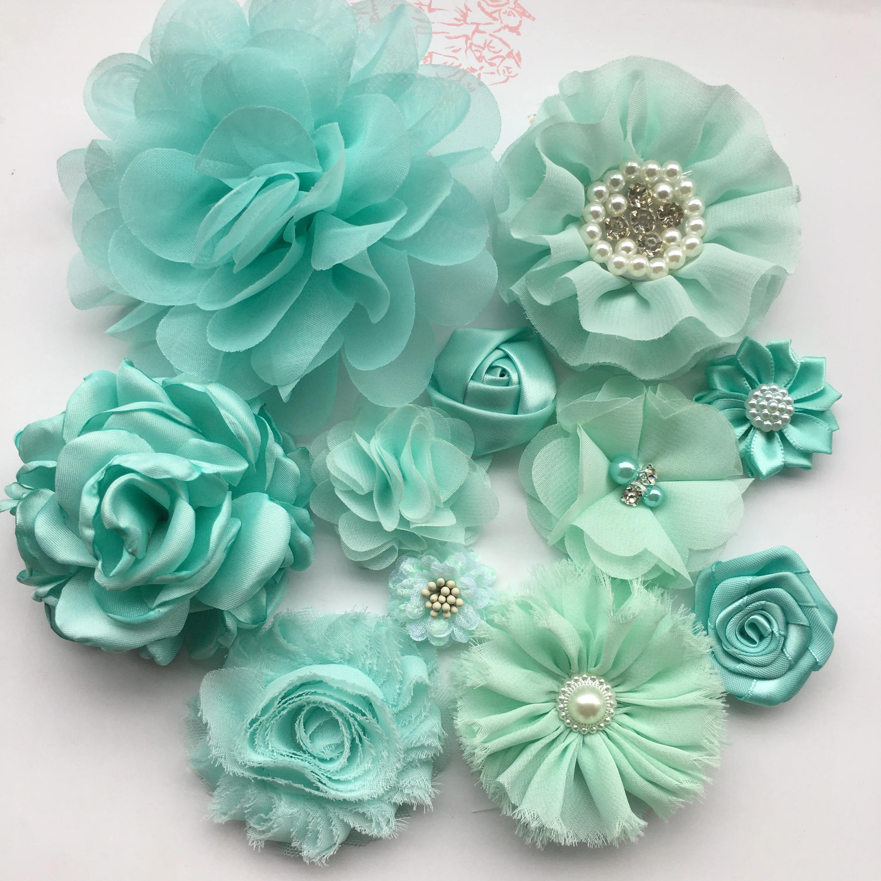 

Multi Color 10pcs/Lot Vintage Rosette Handmade Lace Silk Flower Head Flat Back For Dress Wedding Home Shoe Brooch Decoration