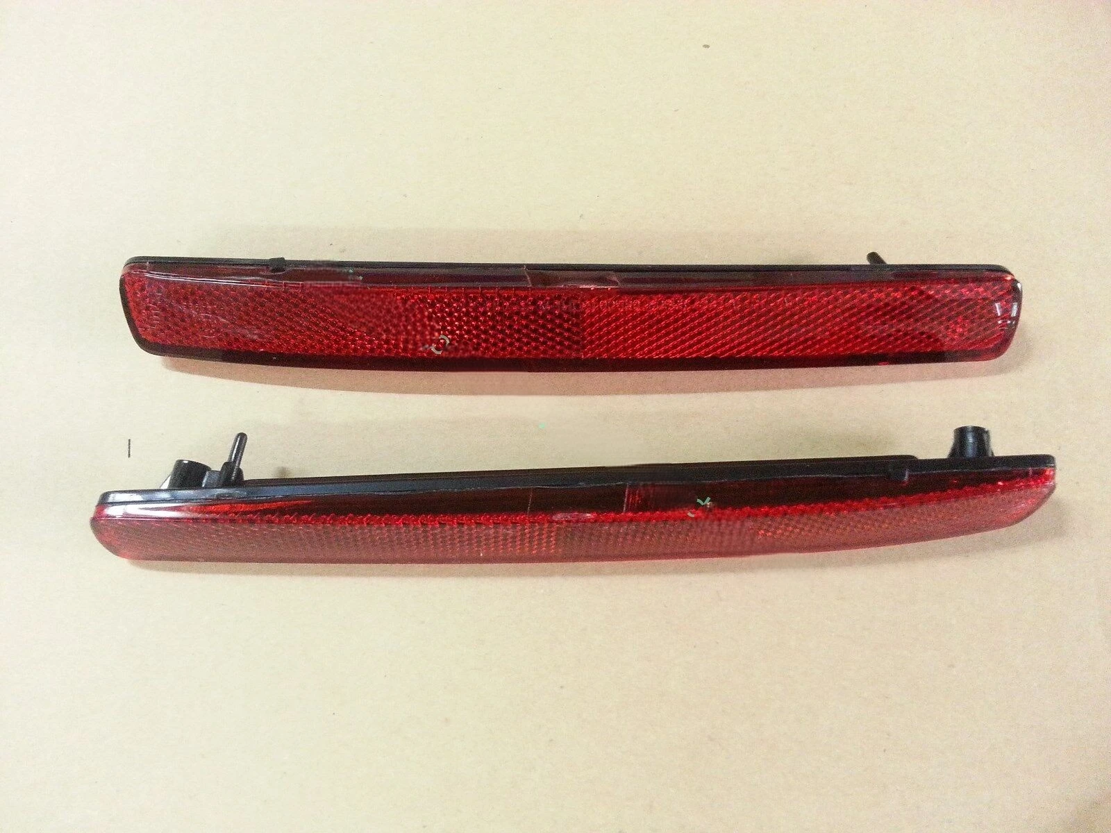 Rear Bumper Reflex Reflector Lamp Pair for REXTON KYRON #8390108B00 8390208B00