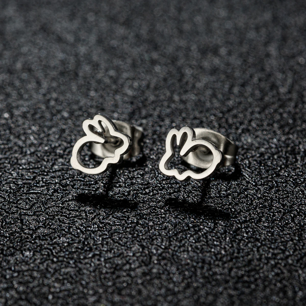 1 paar Hohl Edelstahl Niedlichen Kaninchen Hase Ohrring Für Mädchen Ohr Stud Mode Schmuck Niedlichen Tier Party Jahrestag Stud Earr