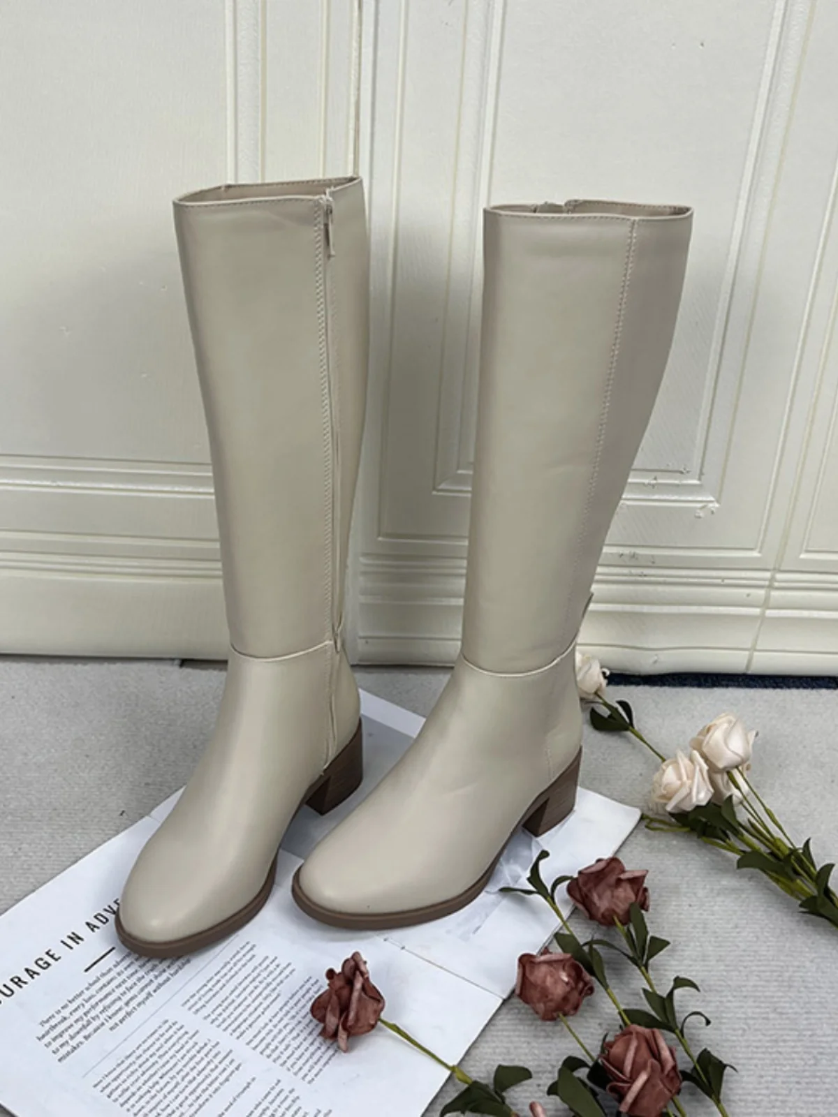 

Весенне-осенние модные сапоги-ботфорты на среднем каблуке с круглым носком и боковой молнией, из искусственной кожи, супертонкие, для стройности ног