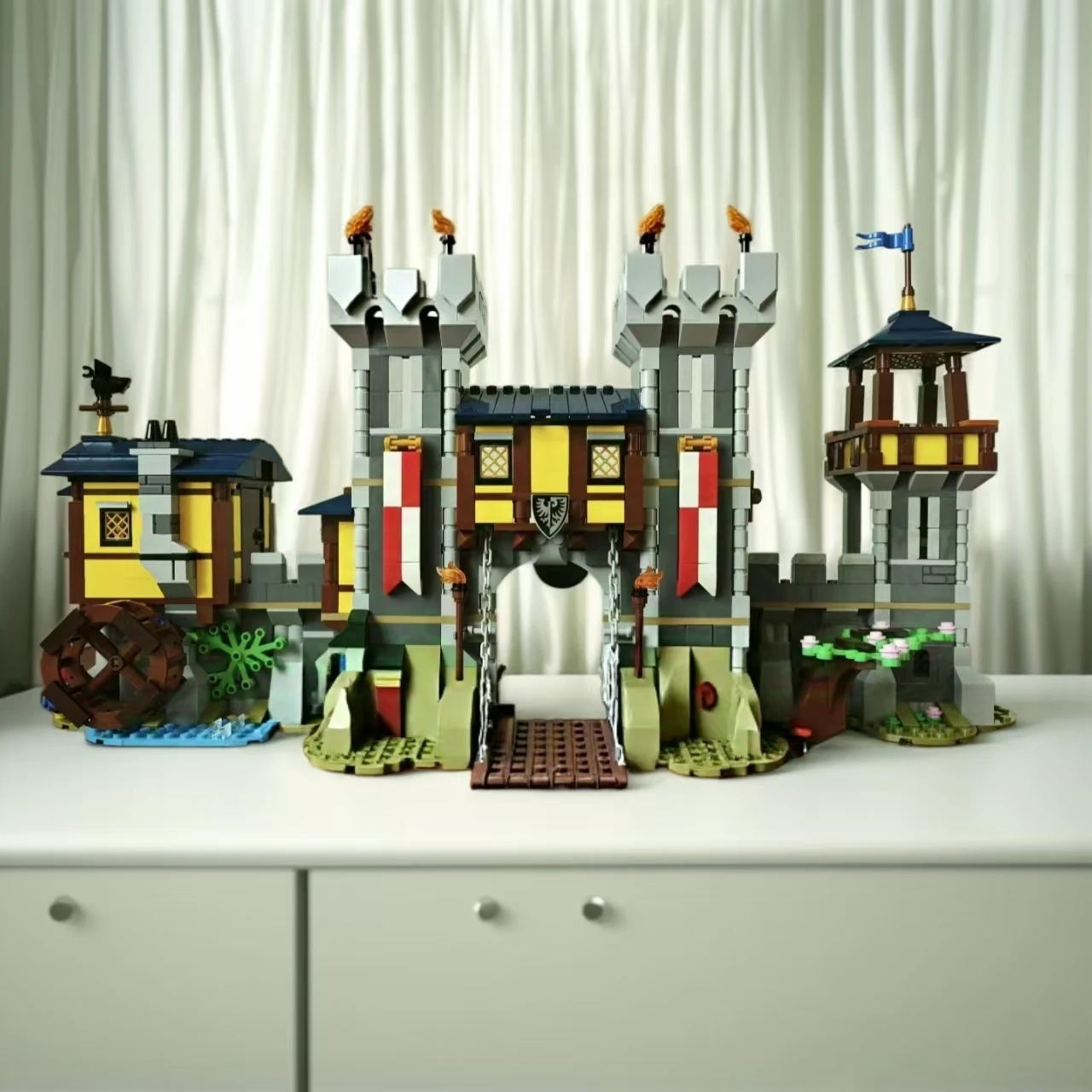 متوفر في ديكور المنزل ثلاثة في واحد من قلعة القرون الوسطى مناسبة لتزيين سطح المكتب 31120 مجموعة هدايا عيد ميلاد الأطفال #6