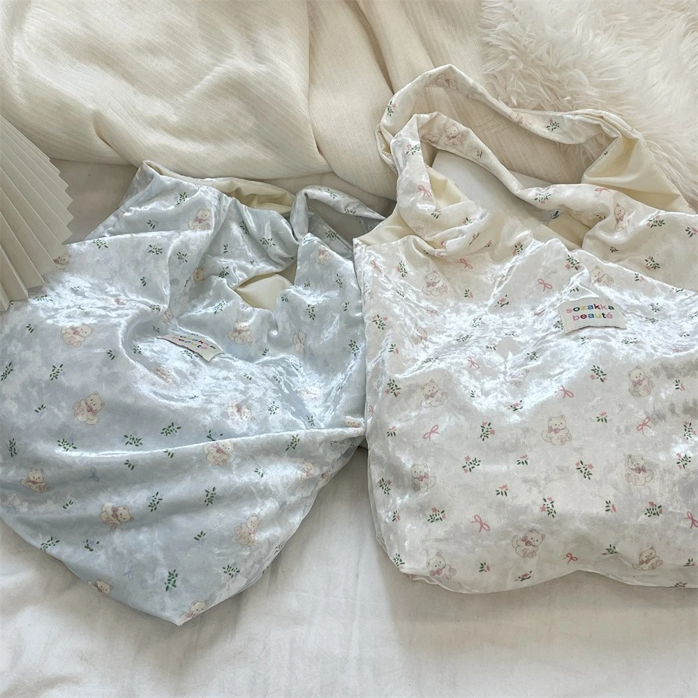 

Fashion Shoulder Women's Tote Bag Small Bear Printed Korean Cute Large Capacity Handbags for Women Travel Solid Shopper Bag