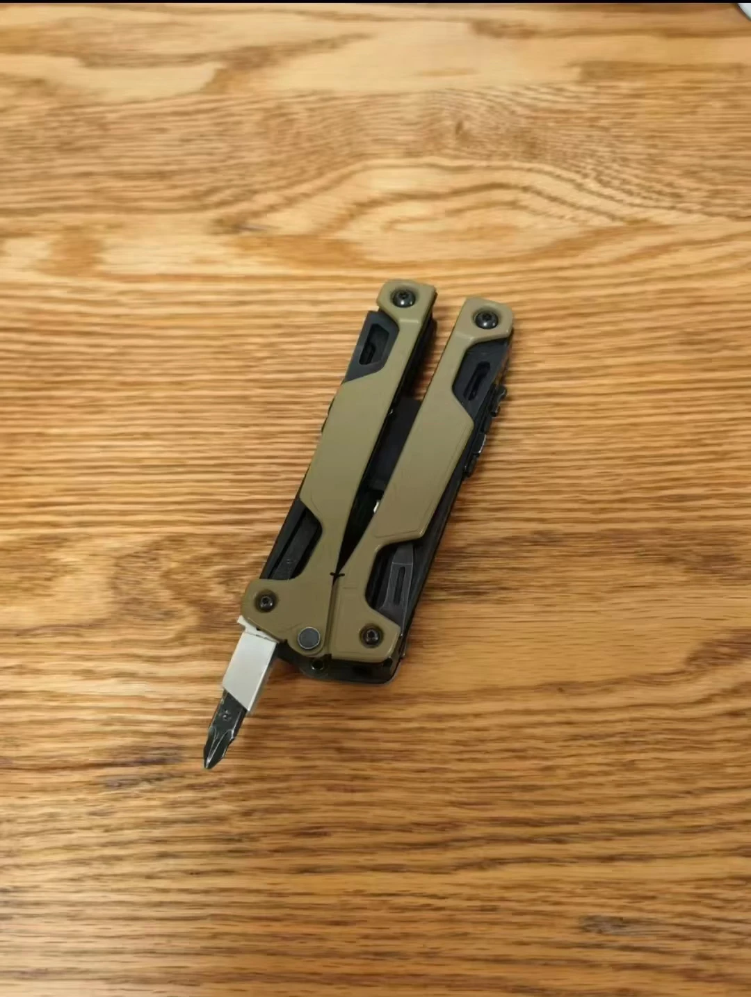

1 Piece Flat Screwdriver Bit Holder for Leatherman OHT Modify(PLIERS AND BIT NOT INCLUDED)