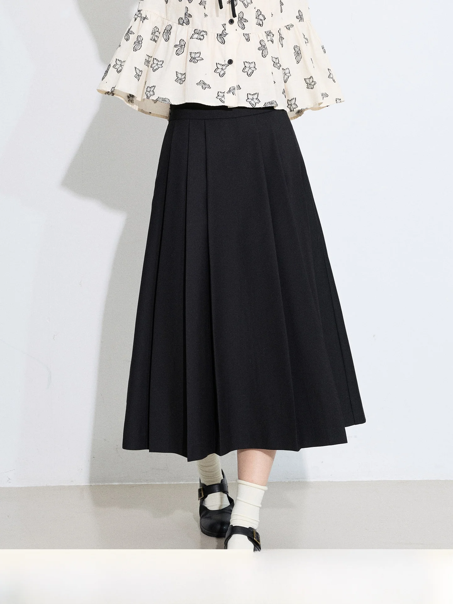 

New Chinese Sle Bla Asymmetrical Hem Long Skirt Women's Gauzy f-length Pleated Skirt Spring Season High Waist Design