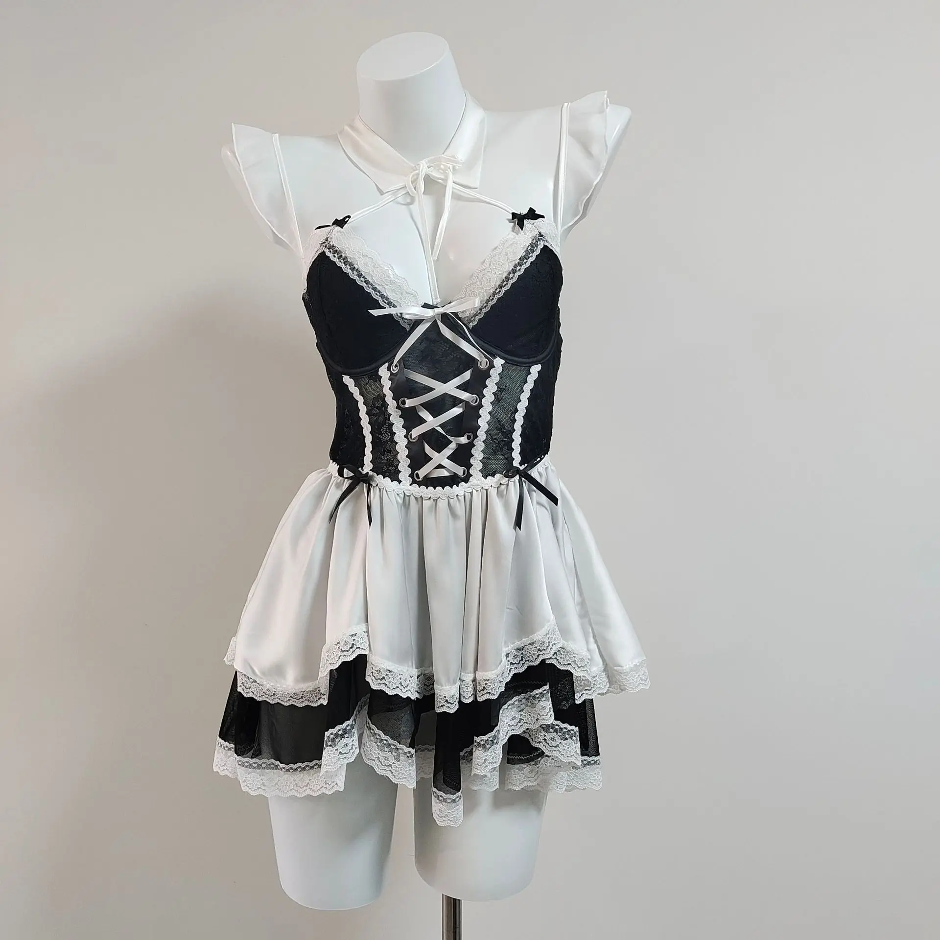 

Sexy Maid Uniform Flirty Short Skirt Sleepshirts Women's Solid Sweetheart Neckline Dress Bandage Lace Nightgown Set for Girls