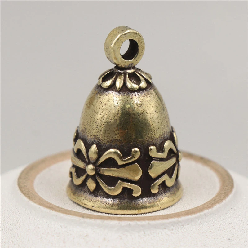 Porte-clés pendentif cloche en laiton fait à la main, motif vintage, cadeau de décoration à la mode, décoration de confrontation pour la fête de Noël, 1PC