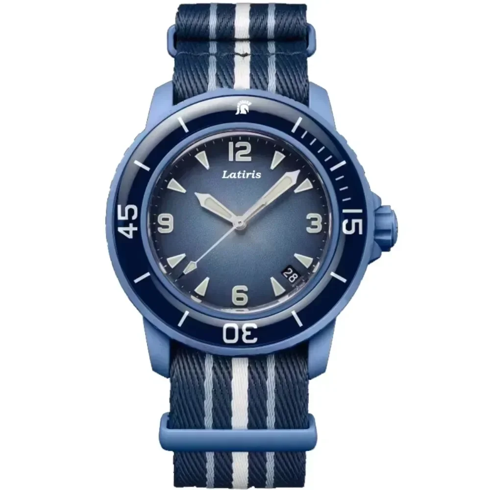 2025 El más nuevo reloj de diseño famoso Relojes de marca de lujo para hombre Caja de plástico de lujo Reloj cronógrafo Explore Planet AAA + Relojes