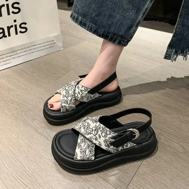 

Женские тапочки с ретро-узорами, высококачественные противоскользящие новые стильные мягкие универсальные модные и повседневные сандалии