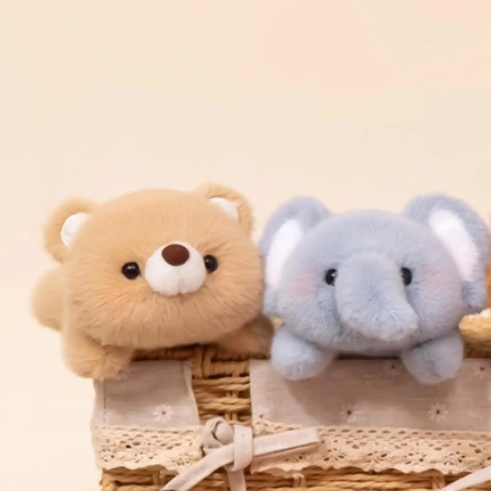 Cute Desk Buddy Plush Doll Soft Hand Size Pal Pillow for Mouse Wrist Rest Table Decor Childrens Birthday Gift Study Companion