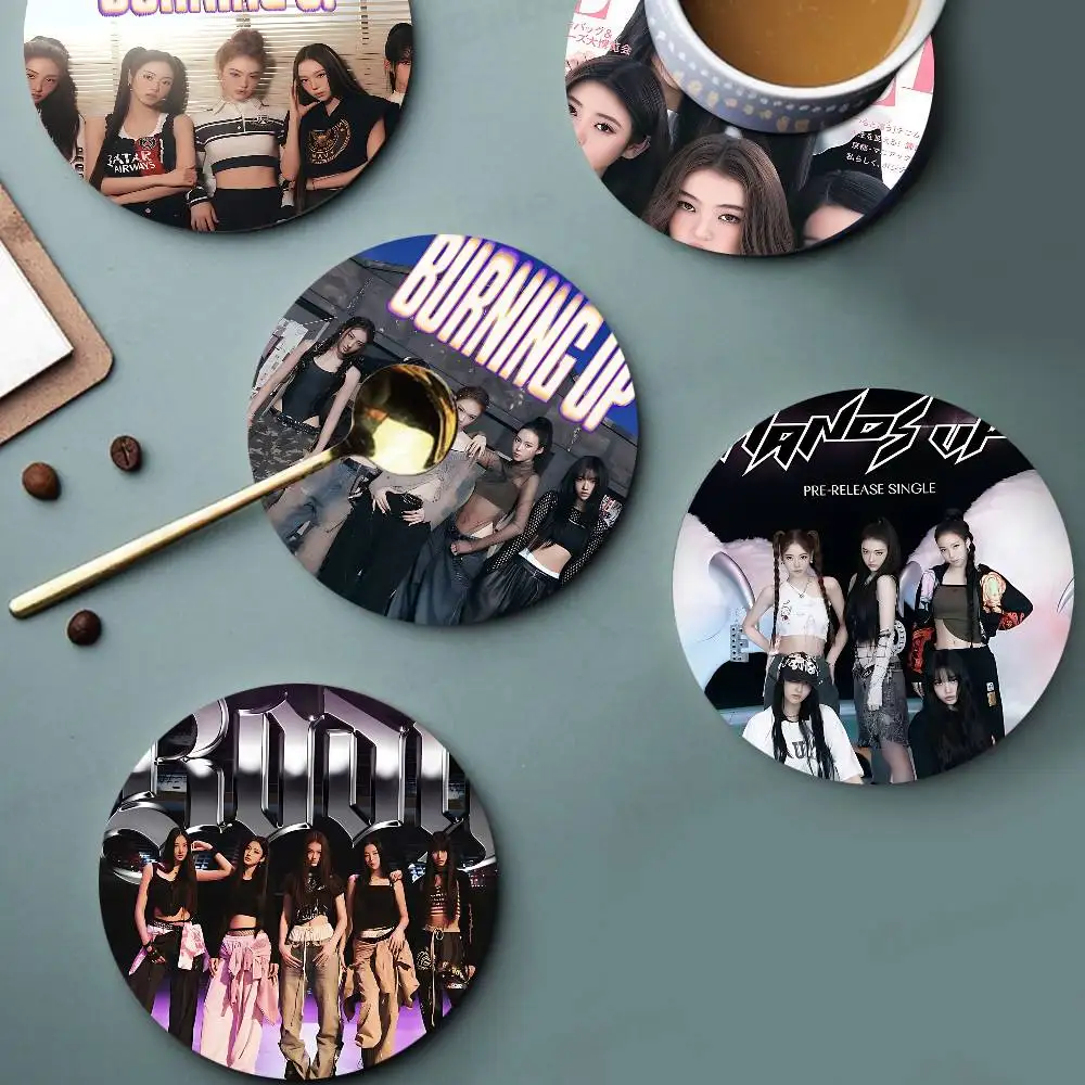 Korean girl group M-MEOVV-V singer Vintage Wooden Designs for Coffee & Tea, Washable Art Pieces for Cozy Home Cafe