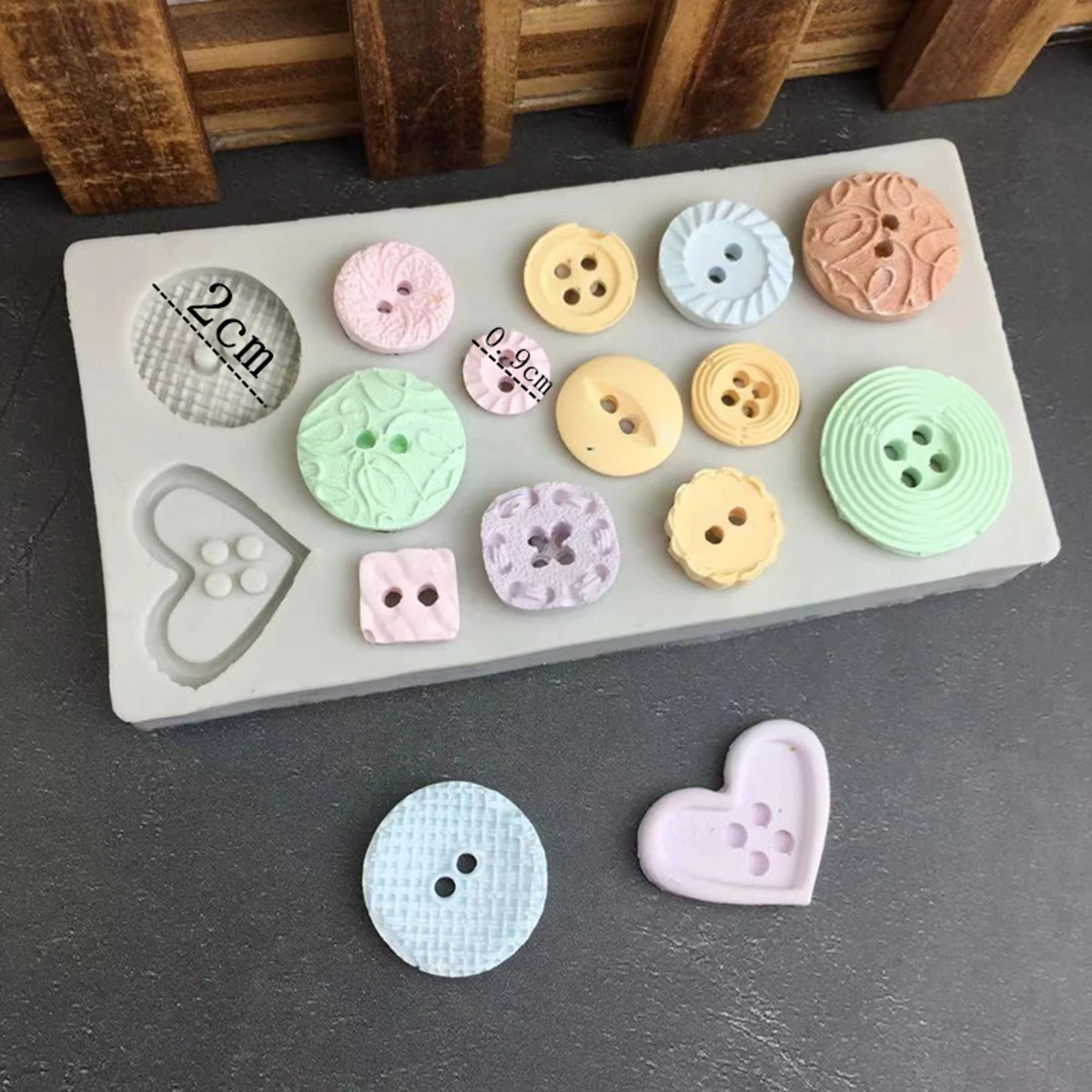 Pattern Buttons Silicone Mold Resin Kitchen Baking Decoration Tool Cake Chocolate Dessert Fondant Moulds