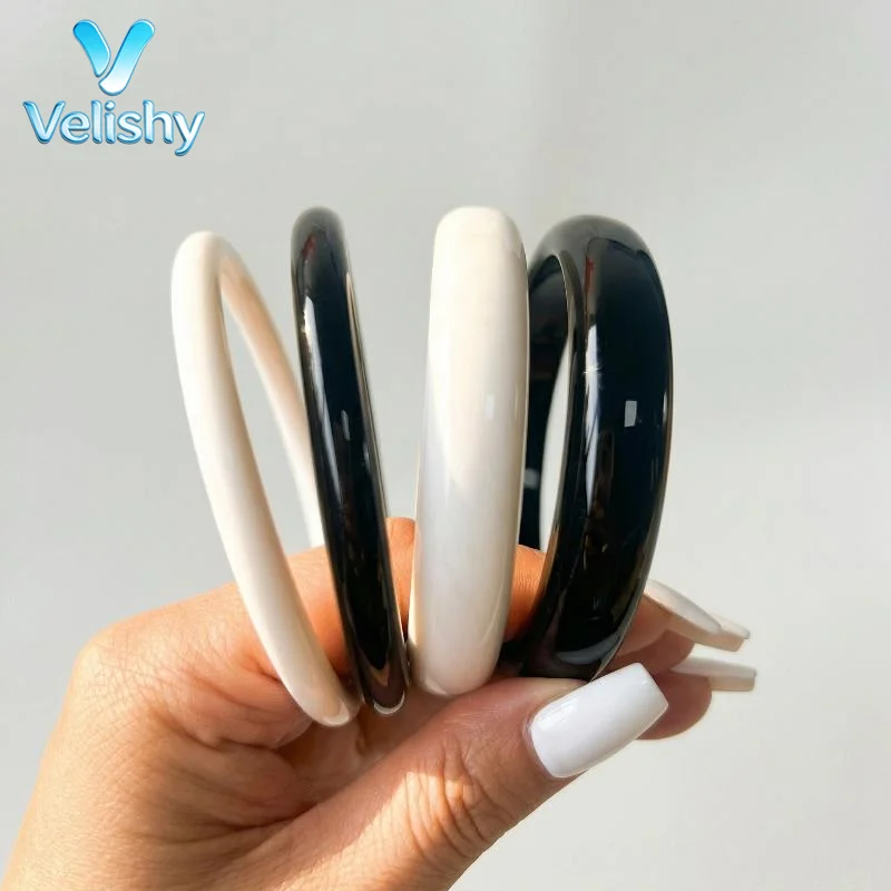 4Pcs Bohemia Blue Translucent Acrylic Resin Bracelet Set Trendy Boho Bangle for Women Summer Beach Trip Daily Wear