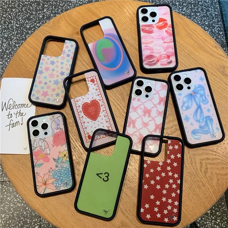 

Fashion sexy Kensington Kiss lipstick Wildflower Phone Case For iPhone 16 17 12 13 14 15Pro Max Plus cartoon Star bow wf Cover ﻿