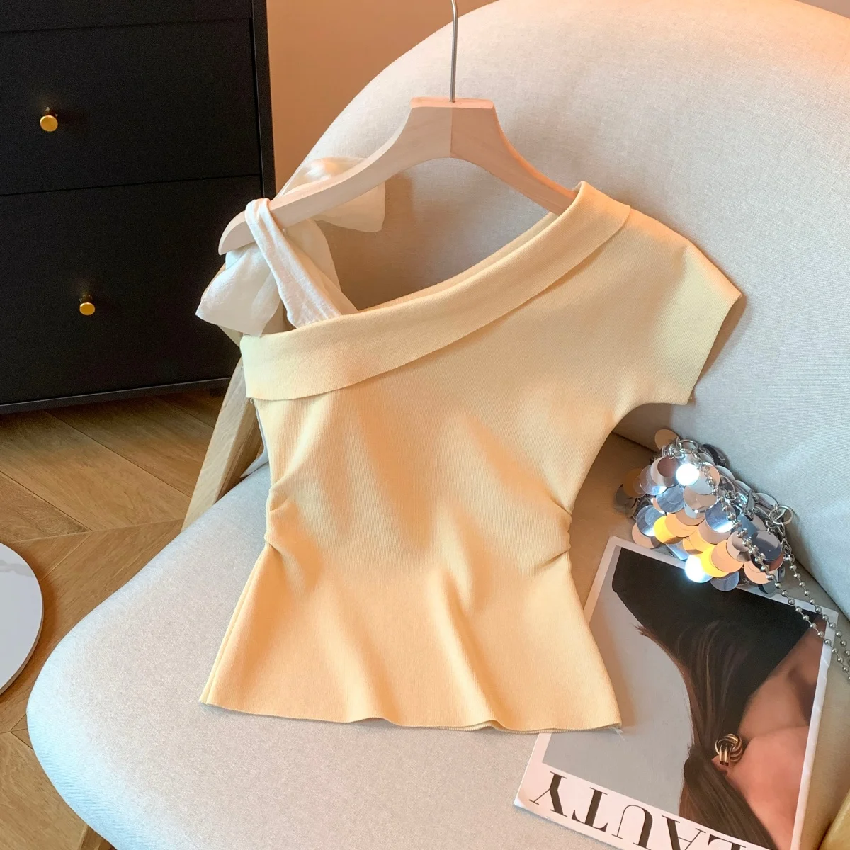 

Off Shoulder T-Shirt Cute Clothes Womens Gym Sports Workout Running Exercise Fitness Active Quick Dry Breathable Comfortable Ins