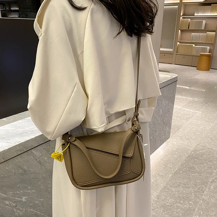 

2025 Women's Versatile Soft Bag - New Fashion Trendy, Single Shoulder Crossbody Portable Bag