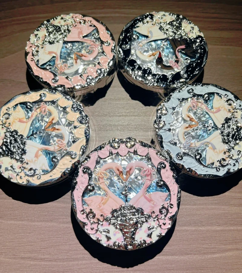 Flowerkaren Swan Ballet Series Tavolozza di fard in rilievo Trucco carino Fard per il viso impermeabile coreano a lunga durata