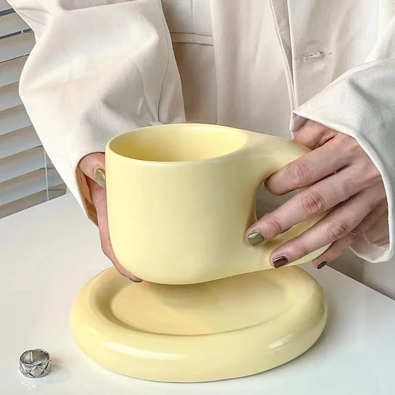 1set Ceramic Coffee Chubby Mug Saucer Set Creative Cute Fat Handle Cup With Saucer For Office And Home Room Decor