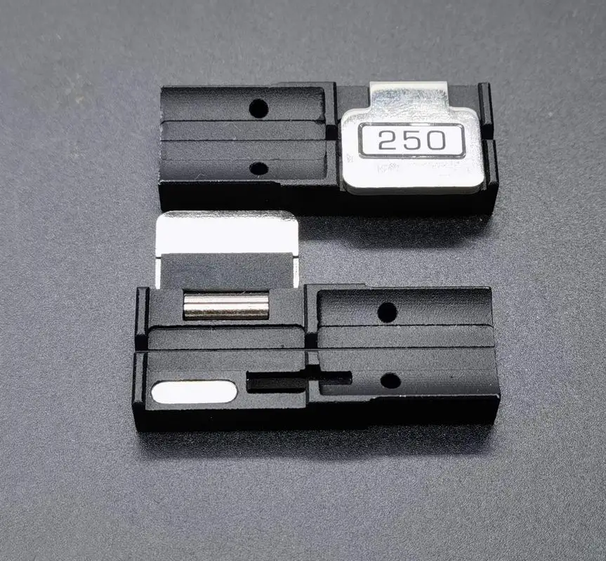 Fiber Holder FH-100-250 For FUJIKURA Specialty Fusion Splicer FSM-100P FSM-100P+ FSM-100M For 250um Fibe Clamp