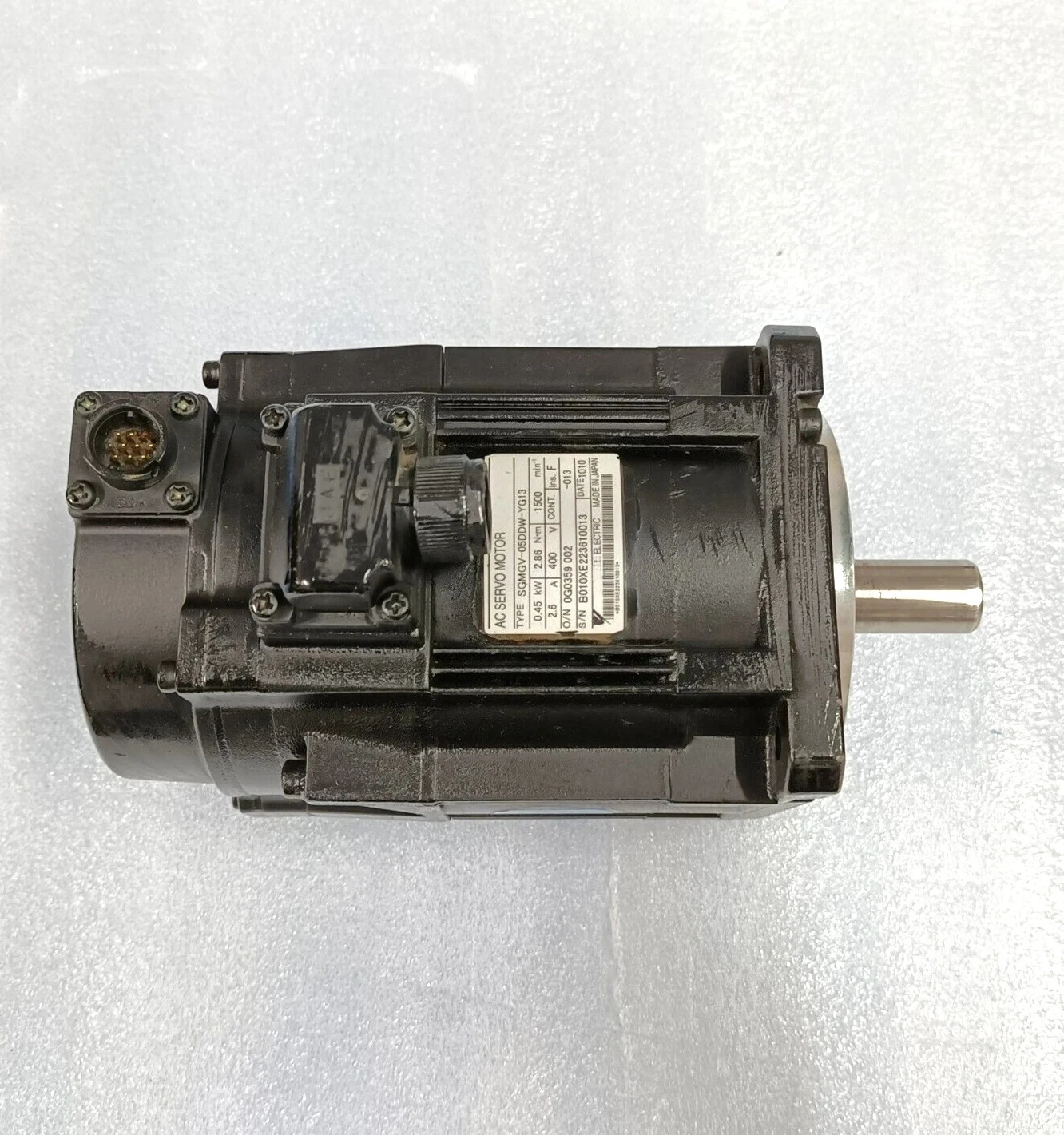 SGMGV-05DDW-YG13 For YASKAWA SGMGV-05DDW-YG13 AC Servo Motor Used