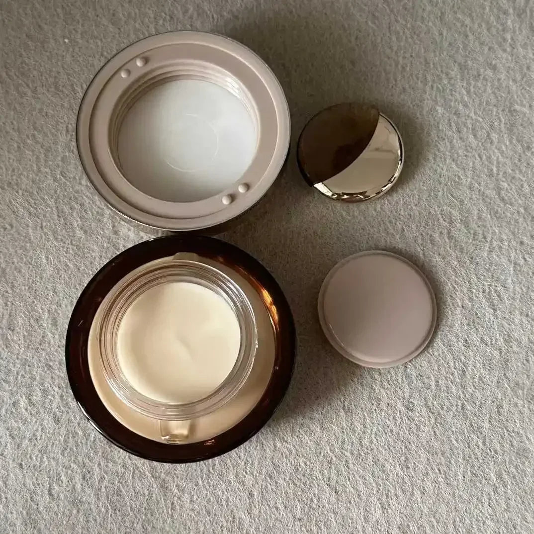 L'OUTIL DE MAQUILLAGE DE NOITE CONCENTRATÉ POUR BEAUTY 50ML DDMM002 mz001