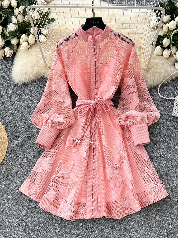 Franse elegante verjaardagsfeestjurk voor dames met een uitgesneden borduurwerk in hofstijl, mini-a-lijnjurk met enkele rij knopen S97