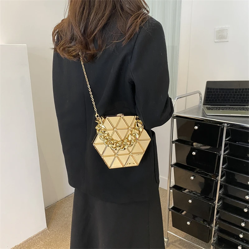 Fashion Acrylic Dinner Bags for Women 2023 Luxury Gold Shoulder Bag Designer Box Bag Cute Purses and Handbag Chain Crossbody Bag