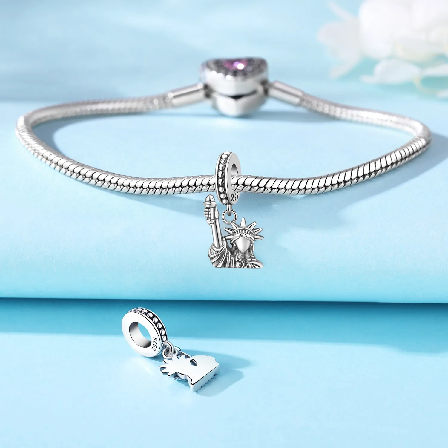 Originale S925 Sterling Silver Heart Simbolo fortunato Statua della Libertà Ciondolo Perline Braccialetti adatti Collana Regali per feste fai da te Gioielli