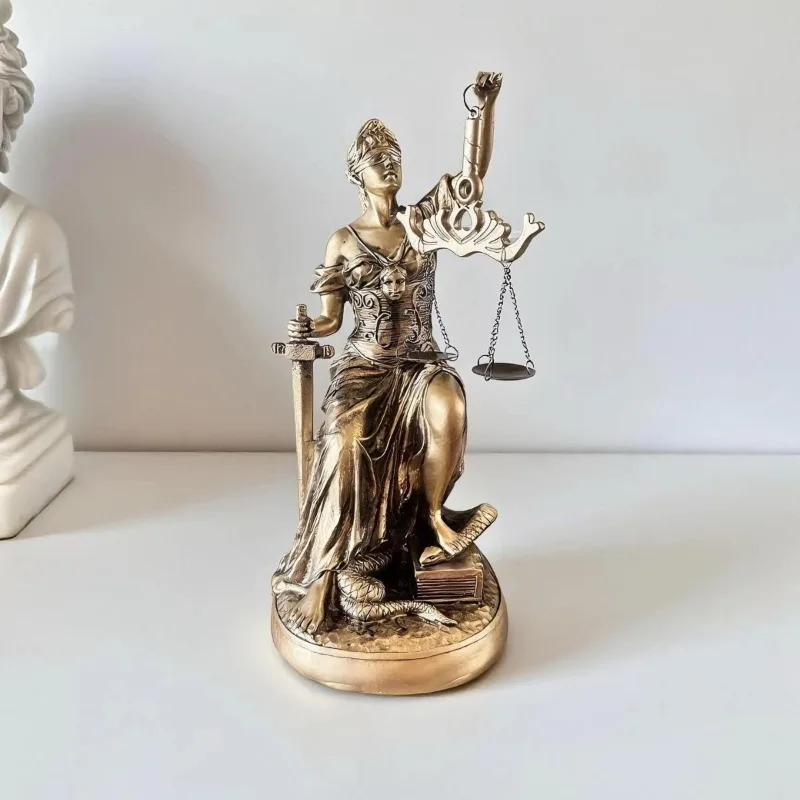 Statue de la Dame de la Justice en résine, style vintage nordique, décoration rétro pour la maison et le bureau, artisanat unique pour la maison et le bureau