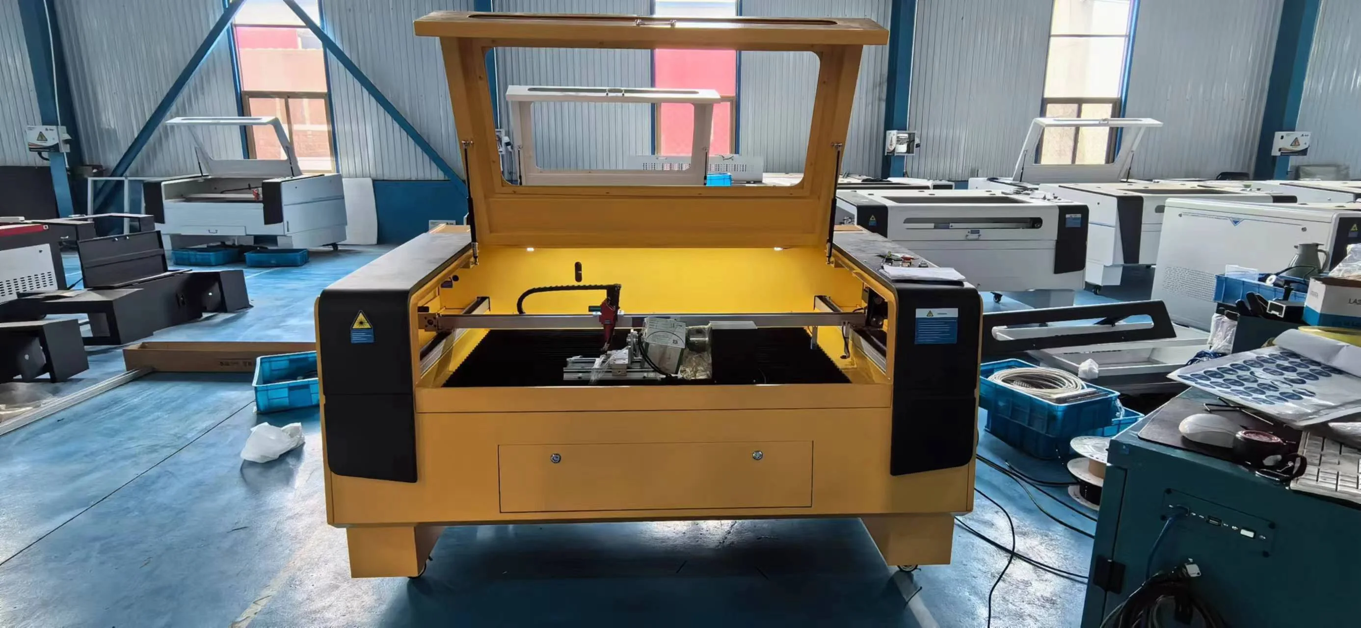 

Color Option 130*90cm Laser Cutting Machine LightBurn Supported Laser Engraving Machine CO2 150w Laser For Acrylic