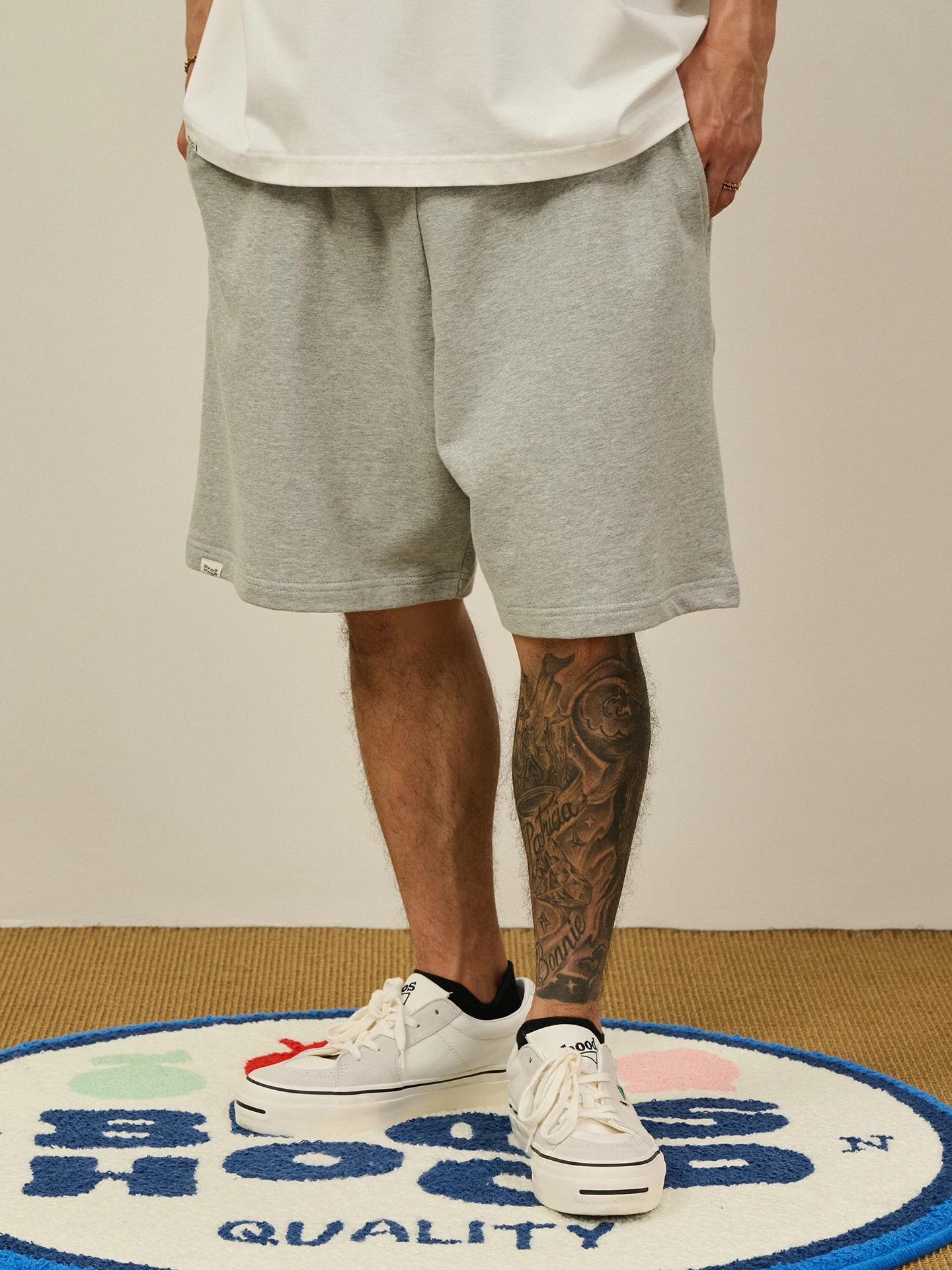 

Broshood X JoeNg Whonose Collaborative Series Loose Straight Stitched Pure Cotton Sweatshirt Shorts Summer Citywalk Fashion