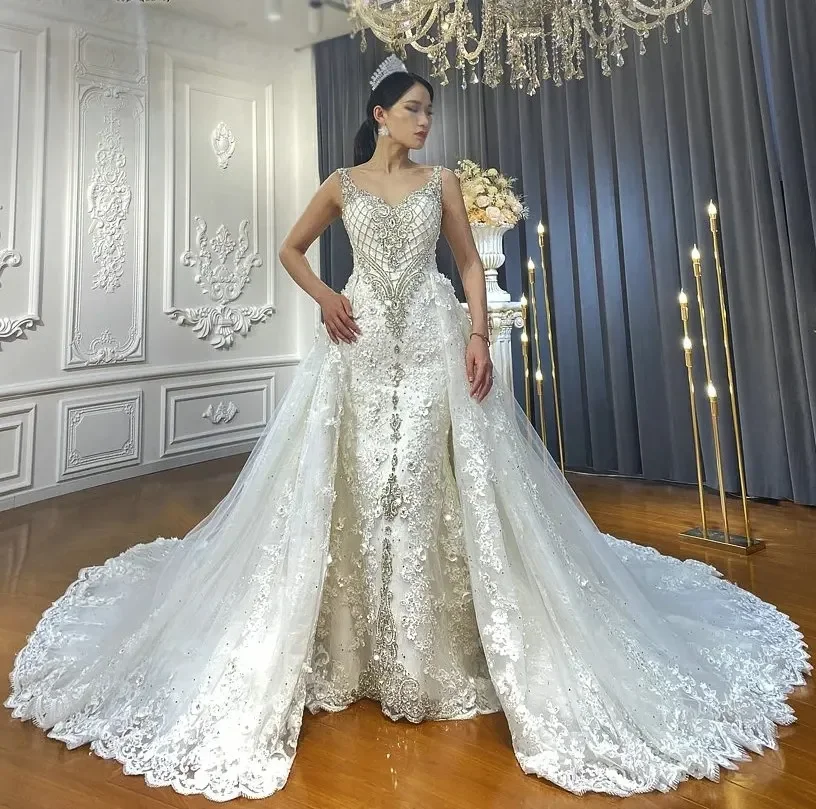 

Elegant Mermaid Wedding Dress 2026 Detachable Train V-Neck Long Sleeves Handwork Flowers Crystal Beads Sequins Bride Gowns