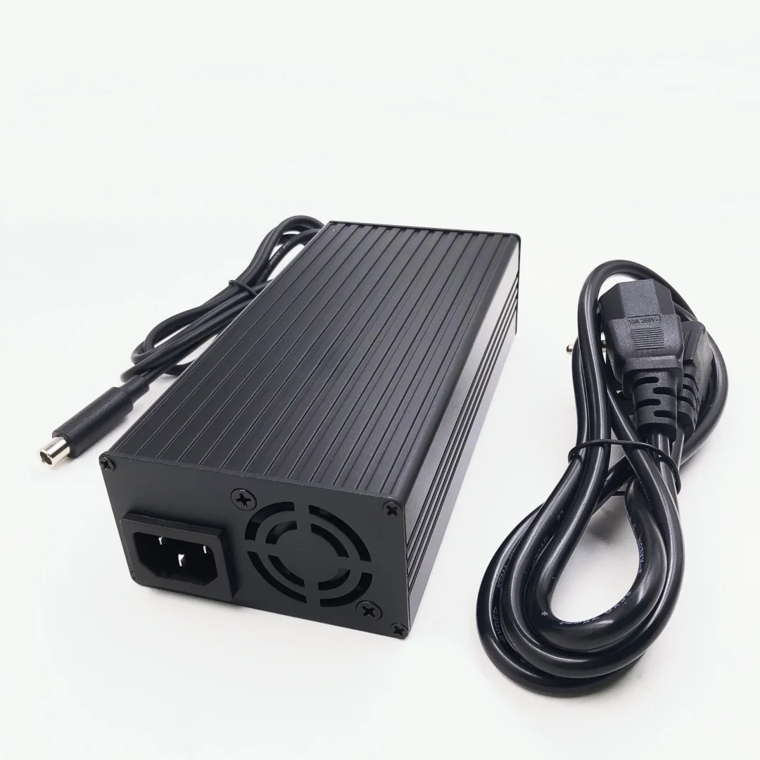 شاحن سريع 42 فولت 5 أمبير لـ 36 فولت M365 برو، طائر، ليموني،ime-s، ناينبوت Es1، ناينبوت Es2، ناينبوت Es4