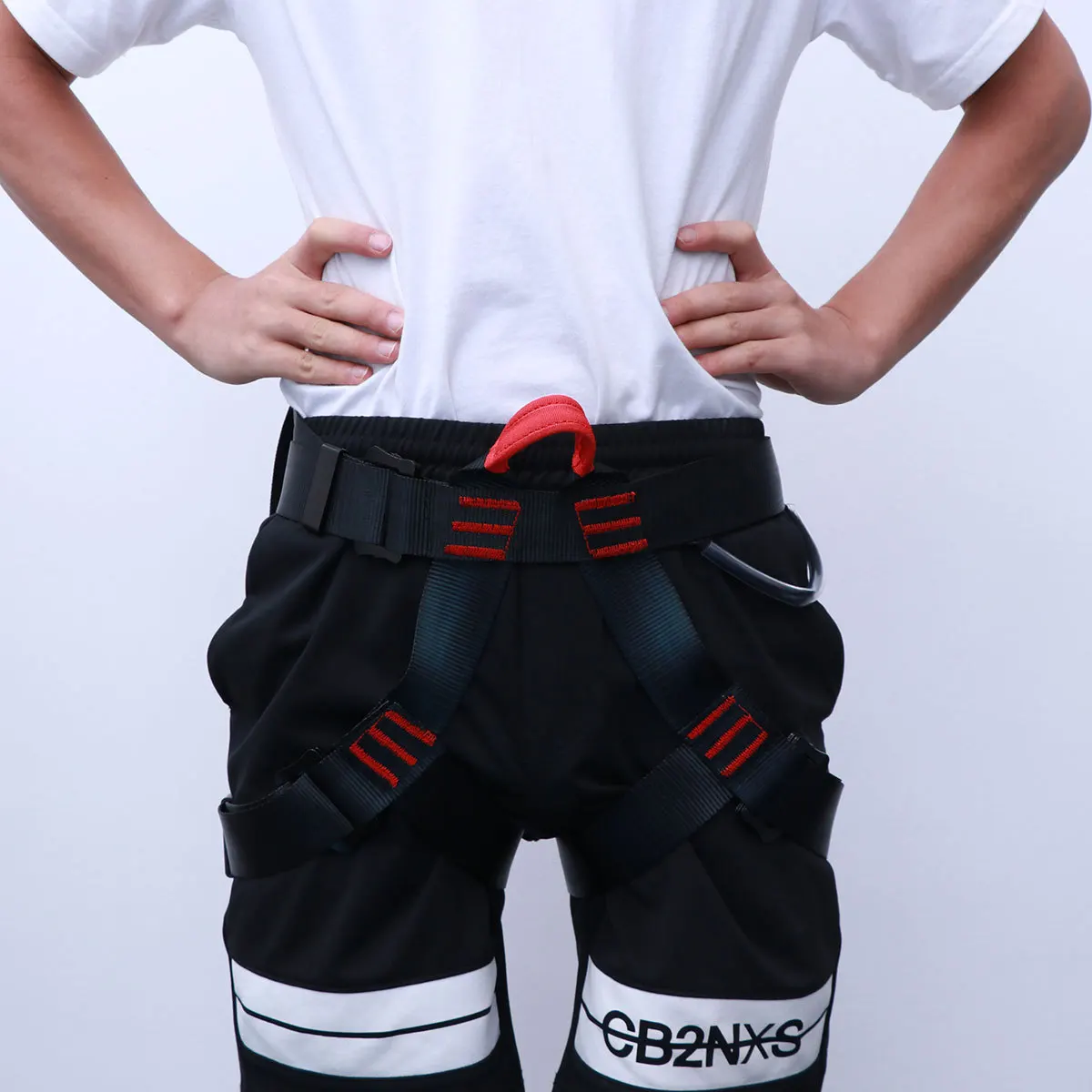 

Adjustable Climbing Safety Harness Durable Polyester Strong Stitching Thickened Waist Leg Pads For Mountain Climbing Rappelling