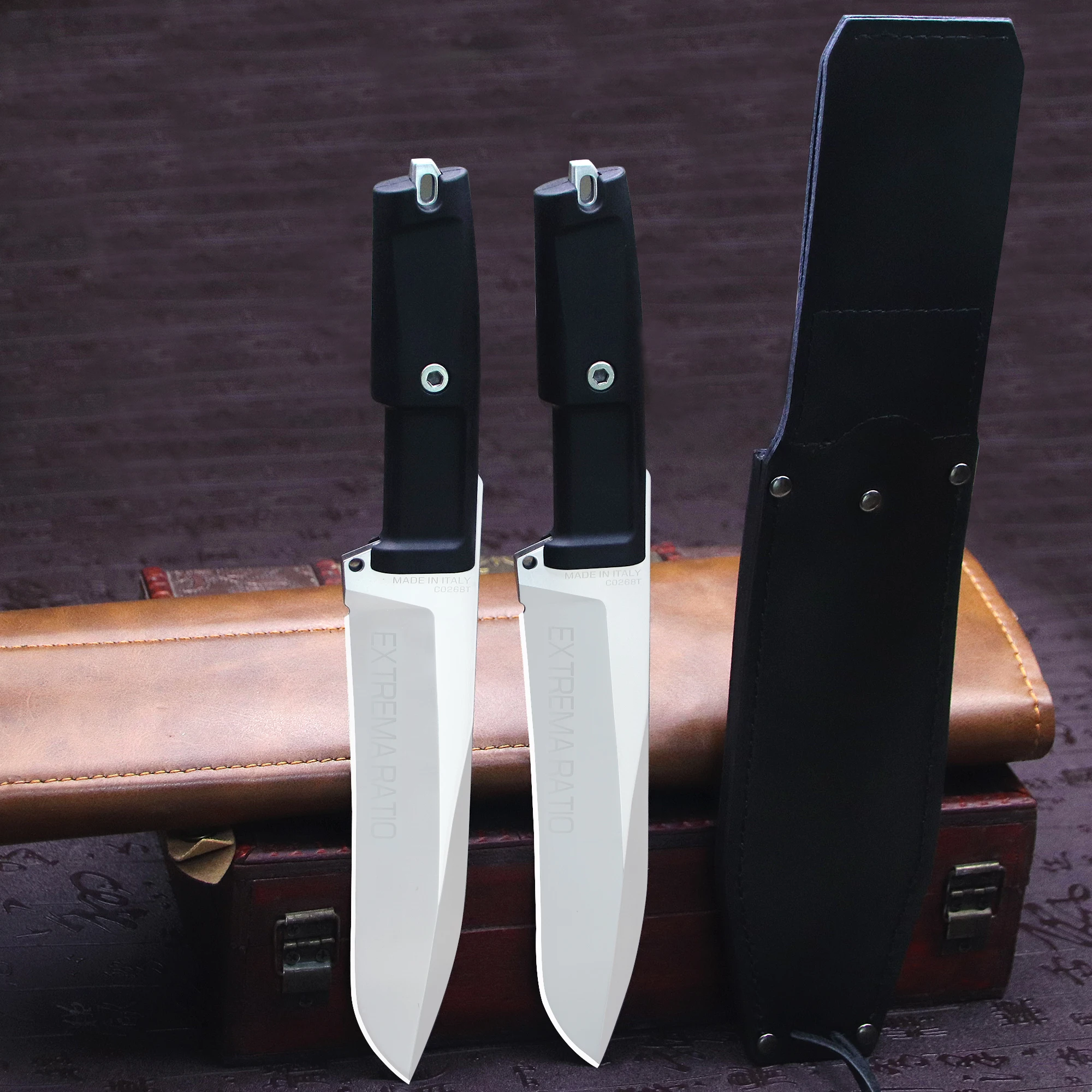 Multi-purpose high-hardness outdoor hunting straight knife + black leather sheath, jungle camping survival knife