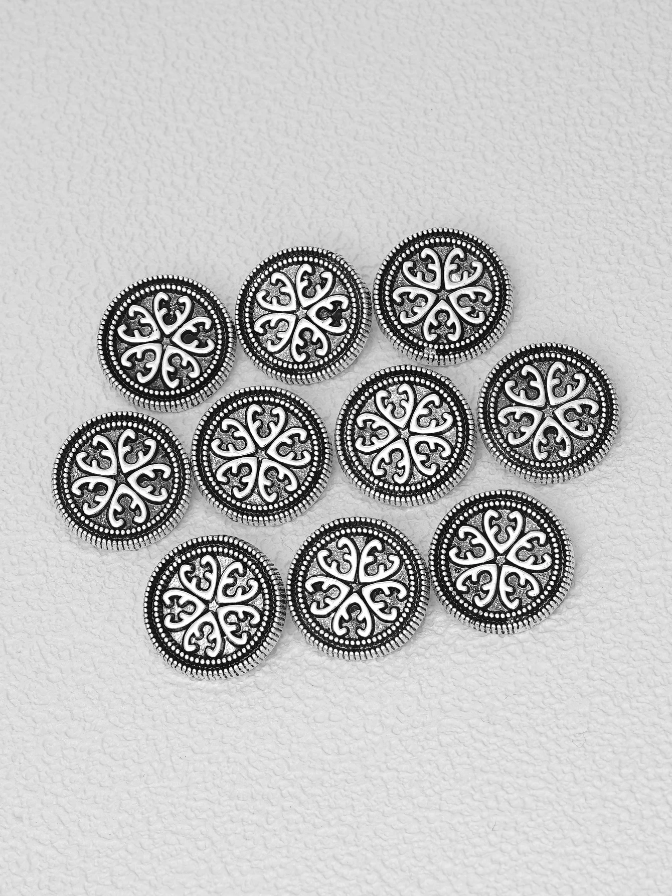 

10pcs Vintage British Style Decorative Buttons Clothing Accessories Retro Style Embellishments for Crafts