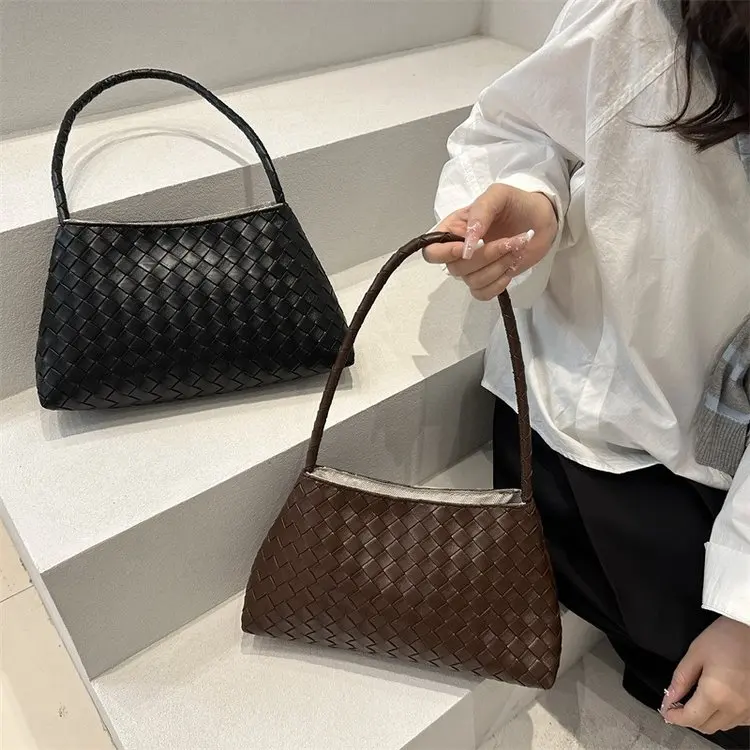 2025 New Design Small Woven Pattern Women's Bag Underarm Shoulder Bag High-End Feeling Casual Simple Style PU Leather Tote Bag