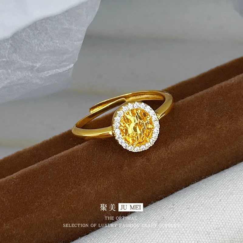 

Women's Pigeon Egg Sugar Cube Ring, 24K Gold, AU999 | "Stability" engraving with grid motifs, subtle professional luxury.