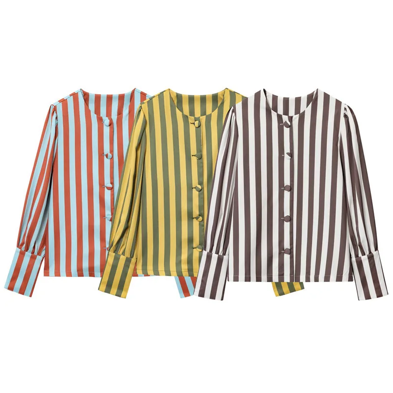 

Свободный крой, модный топ в полоску с пышными рукавами и круглым вырезом в пригородном стиле