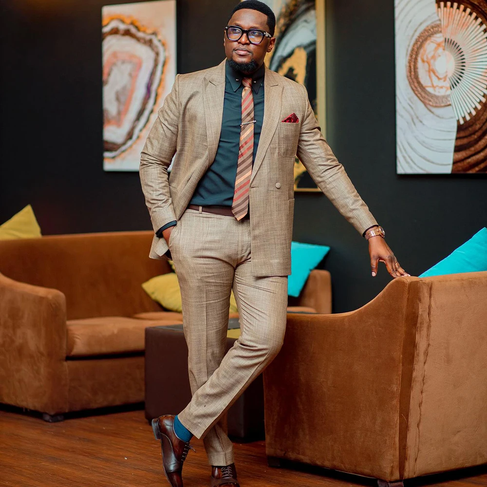 

Men's Suits Slim Fit Peaked Lapel Single Breasted 2 Pieces Wedding Men Suit Tuxedo Office Business Blazer Jacket+Pant Customized