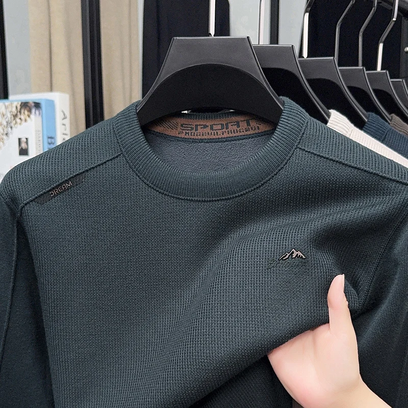 Prendas de punto de manga larga de lujo para hombre, jersey con estampado de cuello redondo y forro polar de estilo coreano, ropa informal de moda para invierno