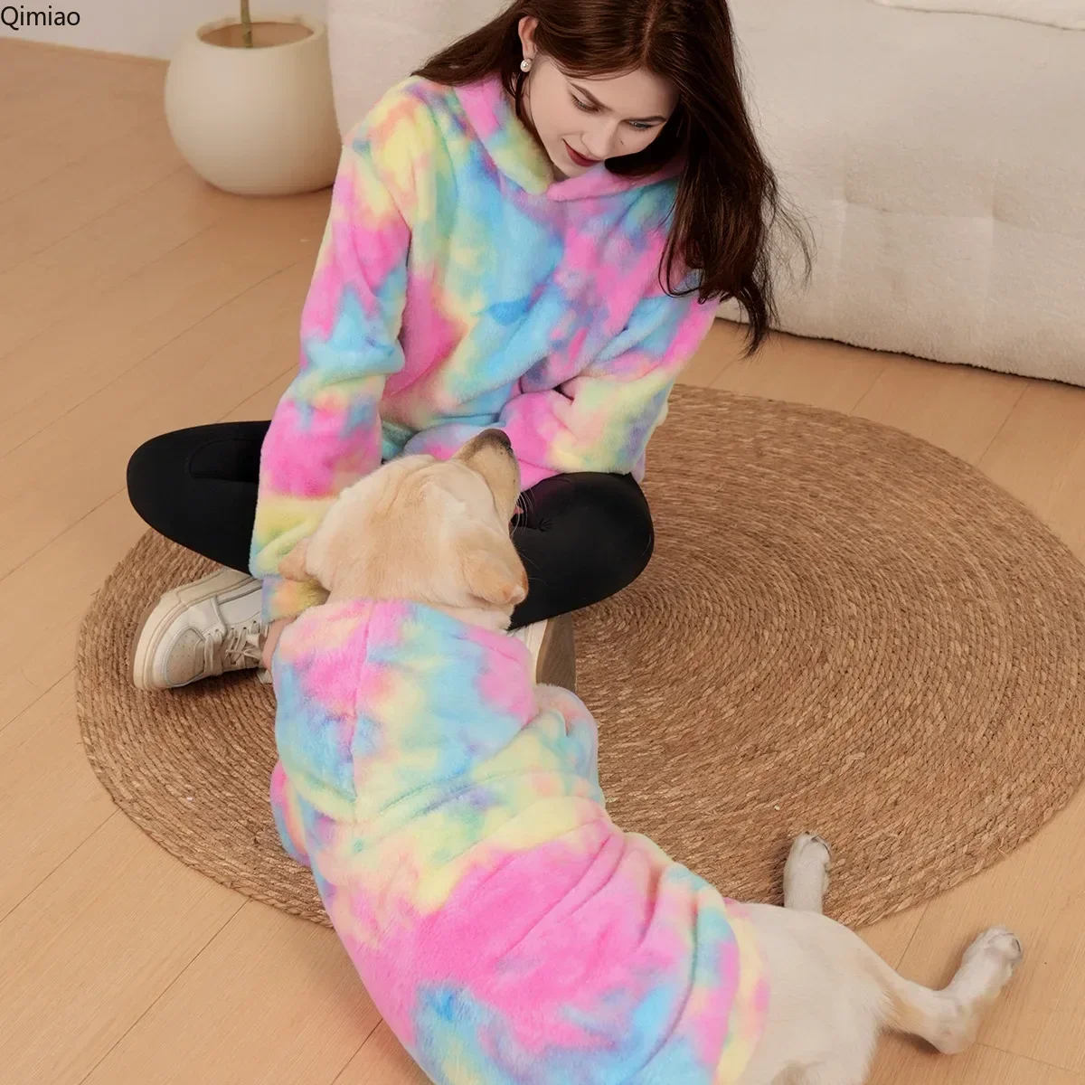 Explosive pet family tie dye rabbit hair rainbow hoodie loose version  designer dog clothes Master pet matching set view 4