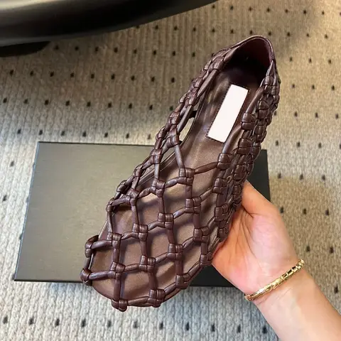 양가죽 ~ 그물 직조 중공 통기성 피쉬넷 플랫 슈즈 여성 라운드 헤드 여름 샌들 돼지 케이지 신발