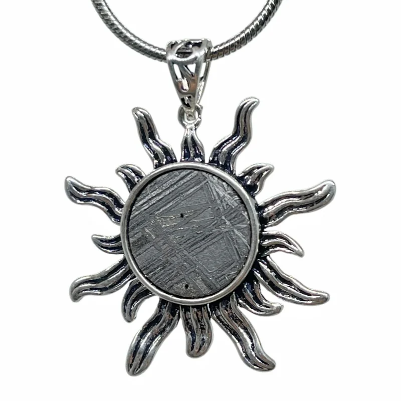 Natural Gibeon Meteorite Pendant Real Meteorite Round Slice Inlaid Sun Shape Pendant Great For CollectionAnd Special Gift LK570