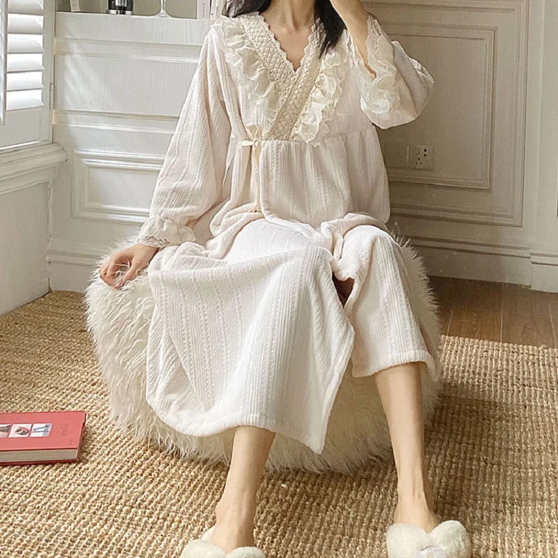 Sweet Thicken Flannel Warm Long Robes For Women Vintage Princess Embriodery Loose Kimono Sleepwear  Autumn Winter Home Clothes